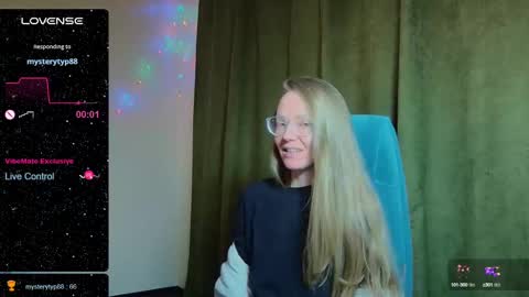 Snapshot of _goldilocks__ chatting on 12/07/24, 03:30 _goldilocks__ online show from 12/07/24, 03:30