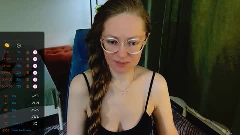 Snapshot of _goldilocks__ chatting on 09/22/25, 07:10 _goldilocks__ online show from 09/22/25, 07:10