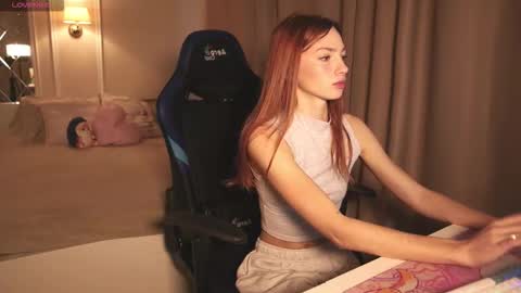 Snapshot of _guesswhat_ chatting on 11/16/25, 11:27 Katarina online show from 11/16/25, 11:27