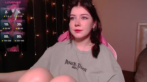 Snapshot of _gummybears_ chatting on 12/16/24, 10:29 Tori online show from 12/16/24, 10:29