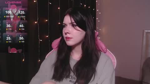 Snapshot of _gummybears_ chatting on 02/17/25, 12:38 Tori online show from 02/17/25, 12:38