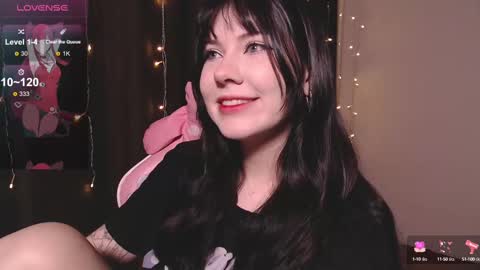 Snapshot of _gummybears_ chatting on 03/01/25, 12:23 Tori online show from 03/01/25, 12:23