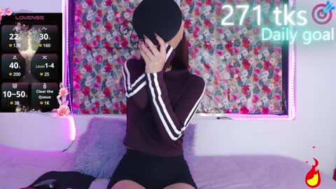 Gwen online show from 01/19/25, 04:44