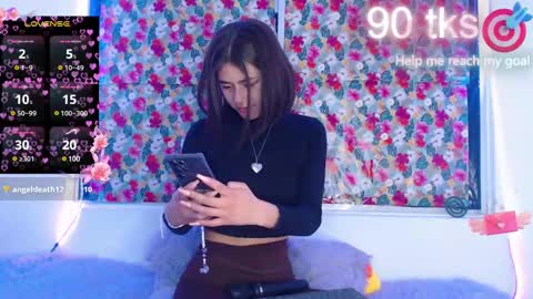 Gwen online show from 02/19/25, 04:44