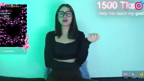 Gwen online show from 09/10/25, 06:13