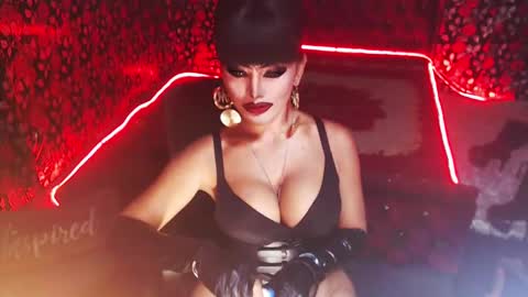 Snapshot of _hailyourqueenx chatting on 01/06/25, 09:11 GoDDess  Chloe online show from 01/06/25, 09:11