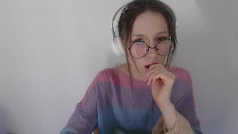 Hannaolotl online show from 04/23/26, 05:48