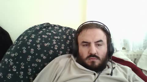  hasanhz.  online show from 02/19/26, 11:39