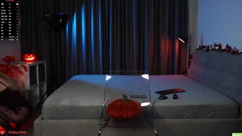 Veronica online show from 11/01/25, 05:04