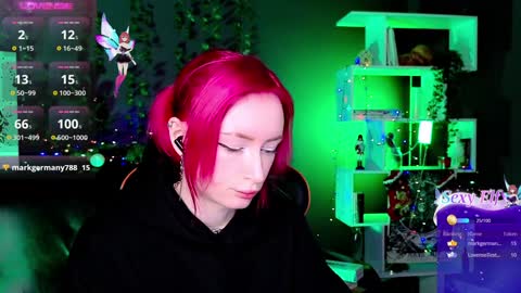 Snapshot of _helencarter chatting on 12/24/24, 08:49 Helen Carter 3 Next stream 2330 MSC online show from 12/24/24, 08:49