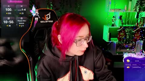 Snapshot of _helencarter chatting on 12/30/24, 08:47 Helen Carter 3 Next stream 2330 MSC online show from 12/30/24, 08:47