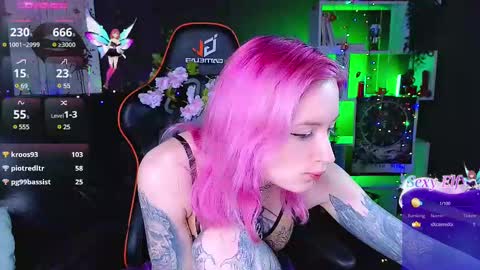 Snapshot of _helencarter chatting on 02/24/25, 02:51 Helen Carter 3 Next stream 2330 MSC online show from 02/24/25, 02:51