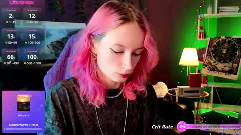 Snapshot of _helencarter chatting on 11/22/25, 08:52 Helen Carter 3 Next stream 2330 MSC online show from 11/22/25, 08:52