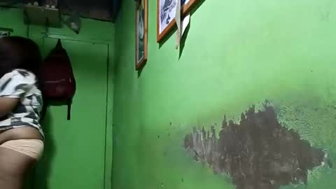 Snapshot of _hershey003 chatting on 11/17/25, 01:28 _hershey003 online show from 11/17/25, 01:28