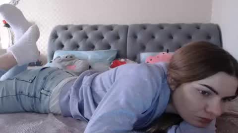 Snapshot of _hidden_frommymoom_ chatting on 01/12/25, 12:55 Criss4u online show from 01/12/25, 12:55