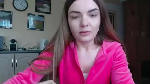 Snapshot of _hidden_frommymoom_ chatting on 02/22/25, 11:57 Criss4u online show from 02/22/25, 11:57