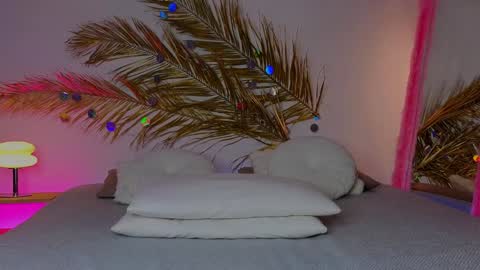 Holly online show from 01/27/25, 06:30