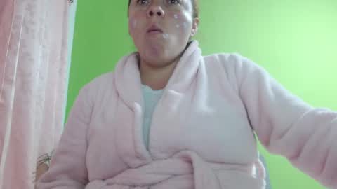 Snapshot of _honey1_ chatting on 02/26/26, 10:47 Honey online show from 02/26/26, 10:47