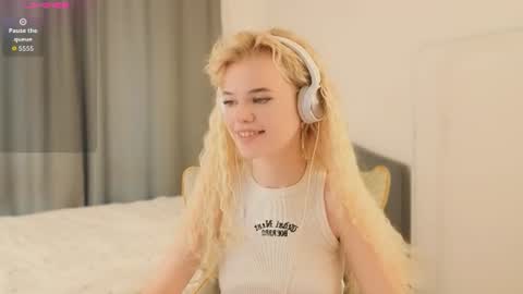 Alisha online show from 07/12/26, 01:35