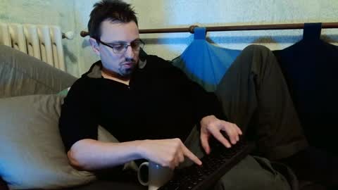 Manuel online show from 02/23/25, 01:13