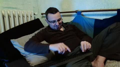 Manuel online show from 03/09/25, 07:59