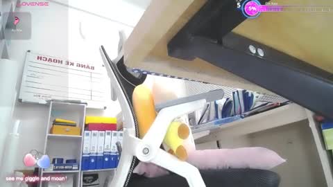 Ariel online show from 01/17/26, 03:22