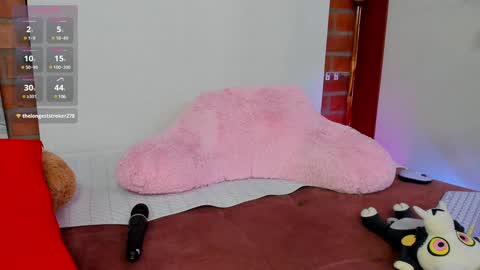 Snapshot of _hottie__ chatting on 12/03/24, 11:46 _hottie__ online show from 12/03/24, 11:46