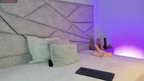 Megan online show from 09/16/25, 02:56