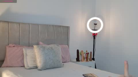 Megan online show from 04/19/26, 03:50