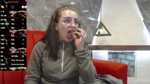 Isa online show from 01/20/25, 03:07