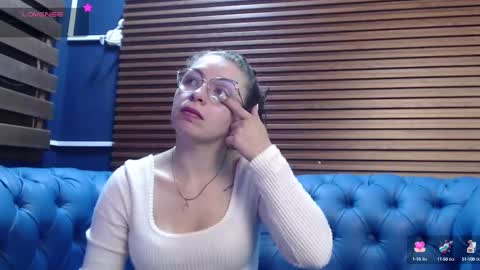 Isa online show from 02/18/25, 11:22