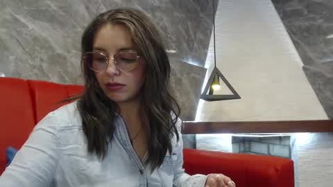 Isa online show from 03/04/25, 02:42