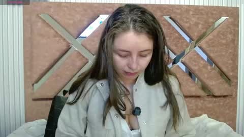 Snapshot of _isaabellaa chatting on 06/09/26, 12:39 Isa online show from 06/09/26, 12:39