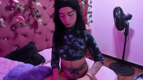  Ivy Luna online show from 04/22/26, 07:04