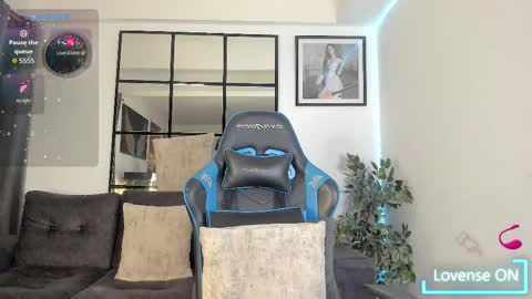 Jay online show from 09/27/25, 12:04