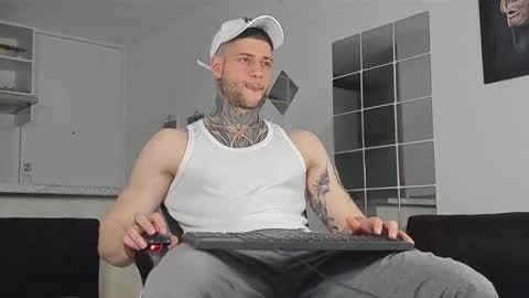 jeison online show from 12/28/24, 10:13