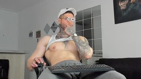 jeison online show from 01/31/25, 02:04