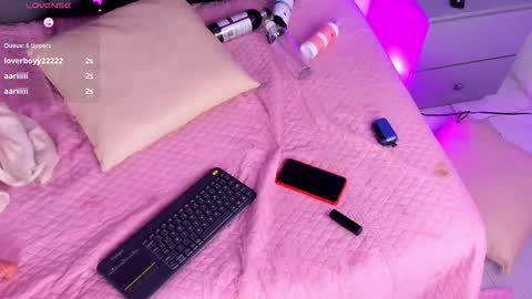 Jasmine online show from 09/14/25, 08:57