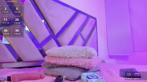 Jasmine online show from 04/14/26, 07:53