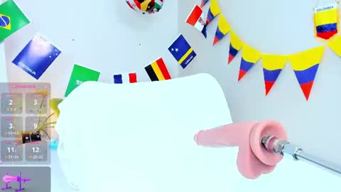 _jasminnee_ online show from 06/10/26, 01:43