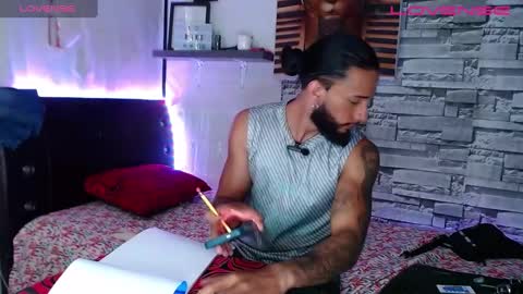 Snapshot of _jhon_connor chatting on 02/24/25, 01:24 john connor online show from 02/24/25, 01:24