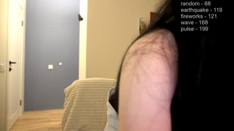 Snapshot of _jikey_ chatting on 09/08/25, 05:45 Jaki online show from 09/08/25, 05:45