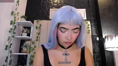 Mia online show from 03/07/25, 04:55