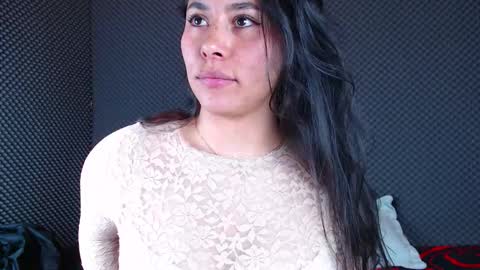 Snapshot of _joy_iva chatting on 12/20/25, 10:28 joy online show from 12/20/25, 10:28