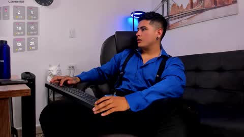 _juanes__ online show from 10/24/25, 09:11