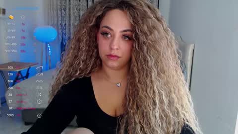 _just_a_queen_3 online show from 12/04/25, 09:40