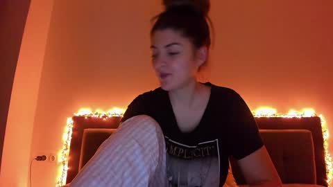 _just_a_simple_girl online show from 01/03/25, 01:47