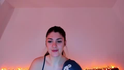 _just_a_simple_girl online show from 02/21/25, 12:06