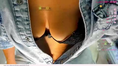 _justcallme_ online show from 05/10/26, 12:10