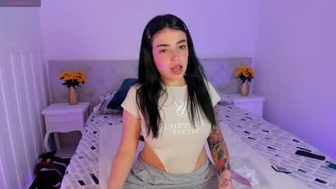 Kai  online show from 04/22/26, 05:47